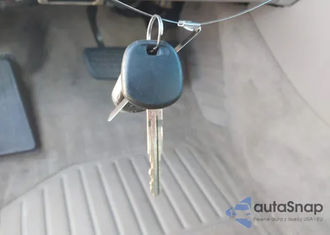 2006 Toyota Camry Le V6 from USA, damaged, VIN 4T1BF32KX6U120280